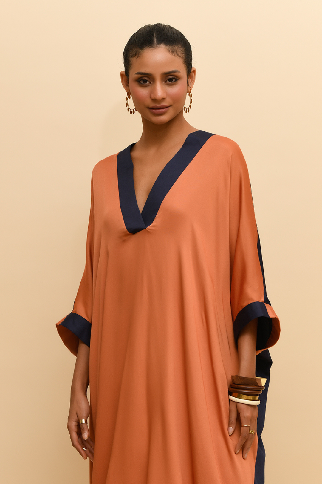 Split seam silk V neck kurta