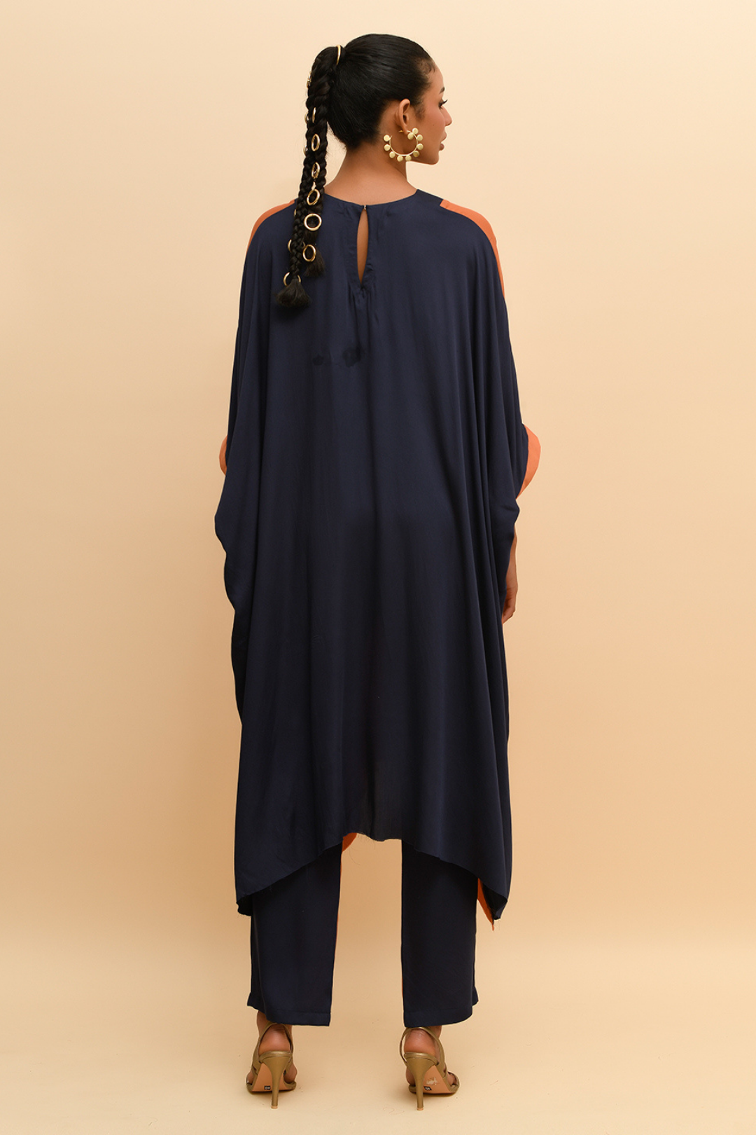 Split seam silk V neck kurta